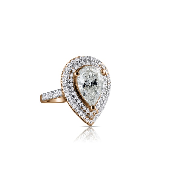 Кольцо из желтого золота с бриллиантами