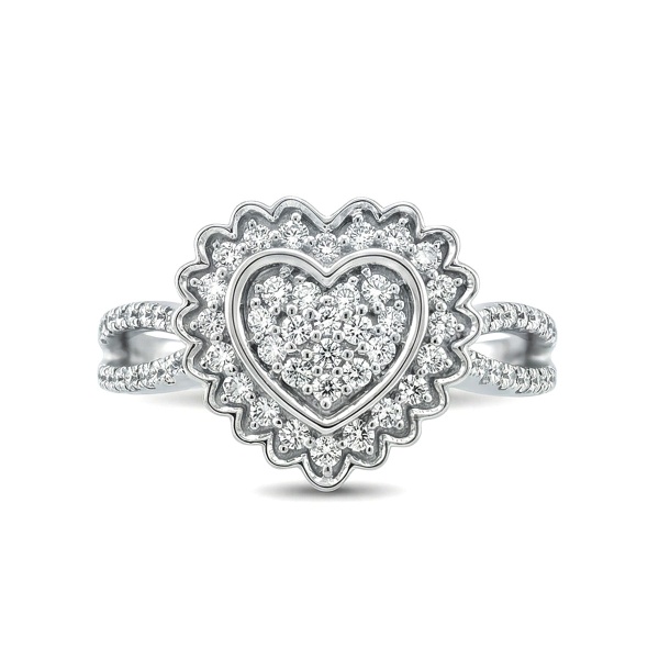 Кольцо из серебра с бриллиантами