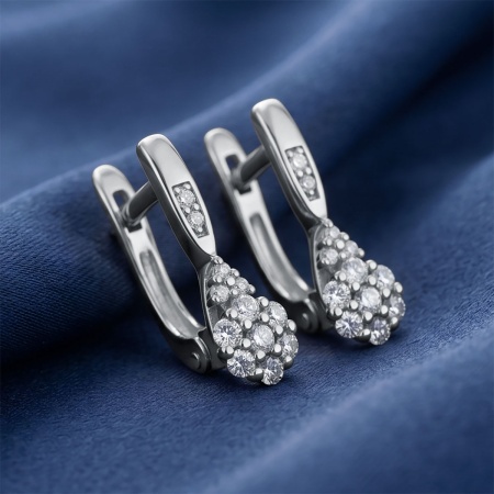 Серьги из родированного золота с бриллиантами