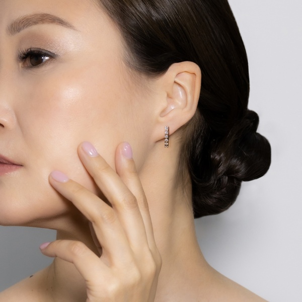 Серьги из красного золота с бриллиантами