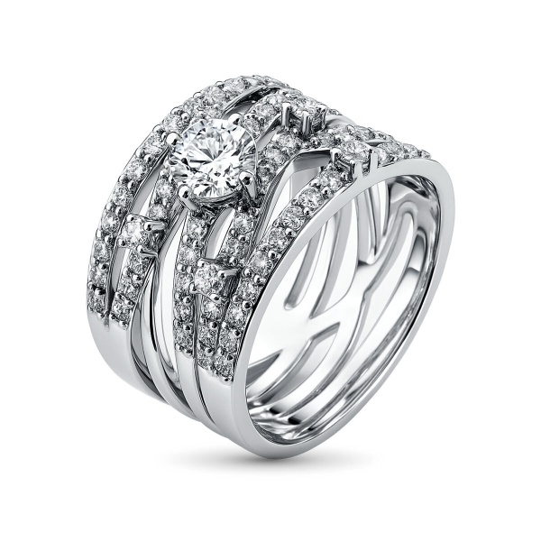 Кольцо из белого золота с бриллиантами