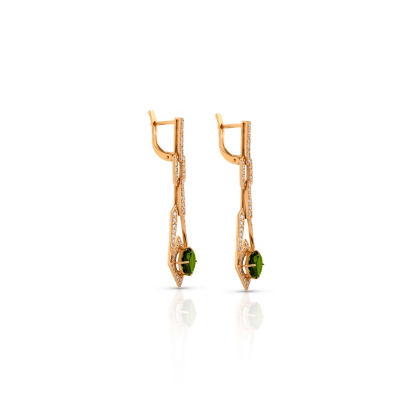 Серьги из желтого золота с хромдиопсидом и бриллиантами