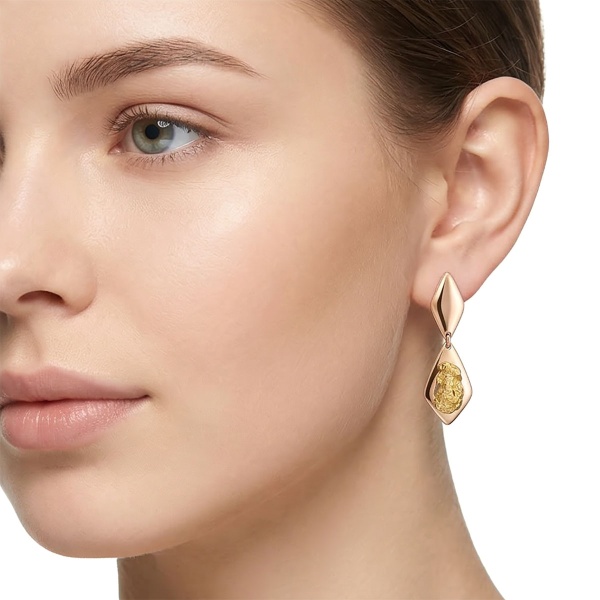 Серьги из красного золота с самородком