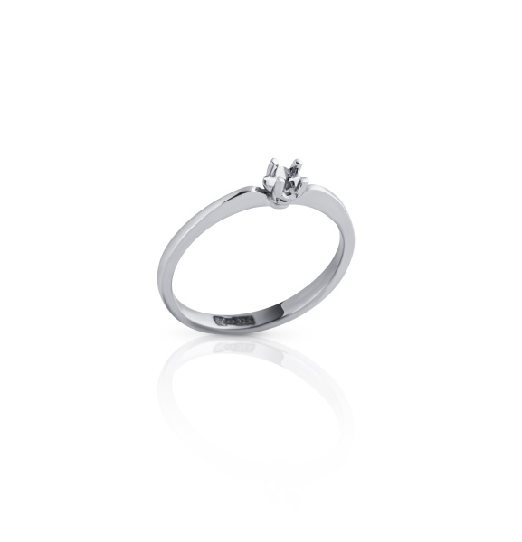 Кольцо из белого золота