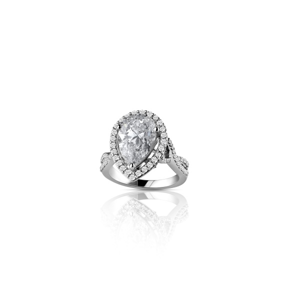 Кольцо из белого золота с бриллиантами