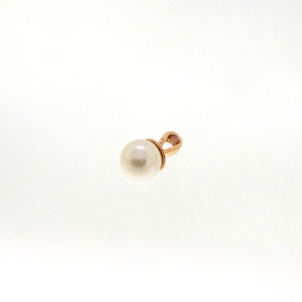 Подвеска из красного золота с жемчугом