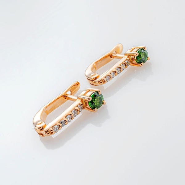 Серьги из красного золота с хромдиопсидом и бриллиантами