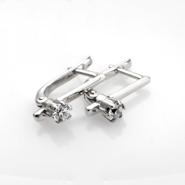 Серьги из белого золота с бриллиантами