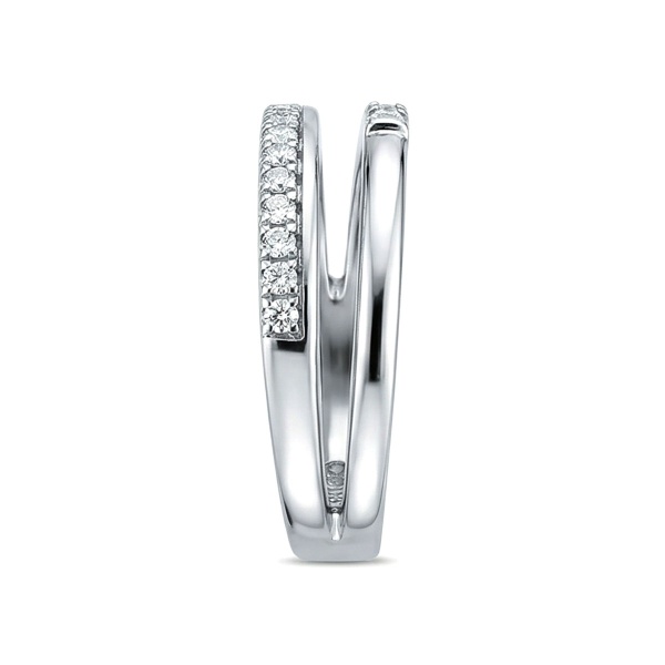 Кольцо из платины с бриллиантами