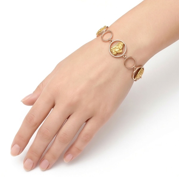 Браслет из красного золота с самородком