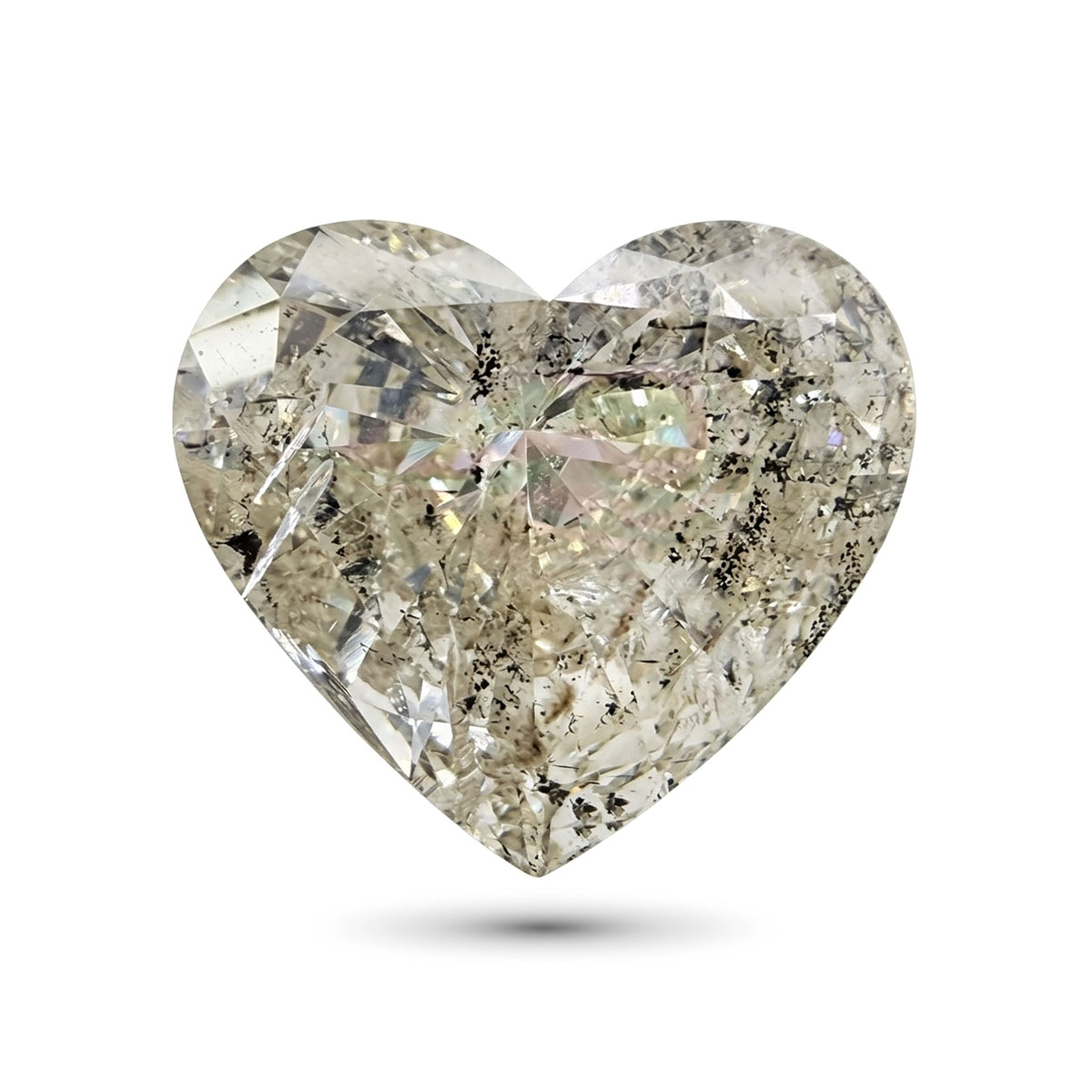 Бриллиант сердце 8,130 карат