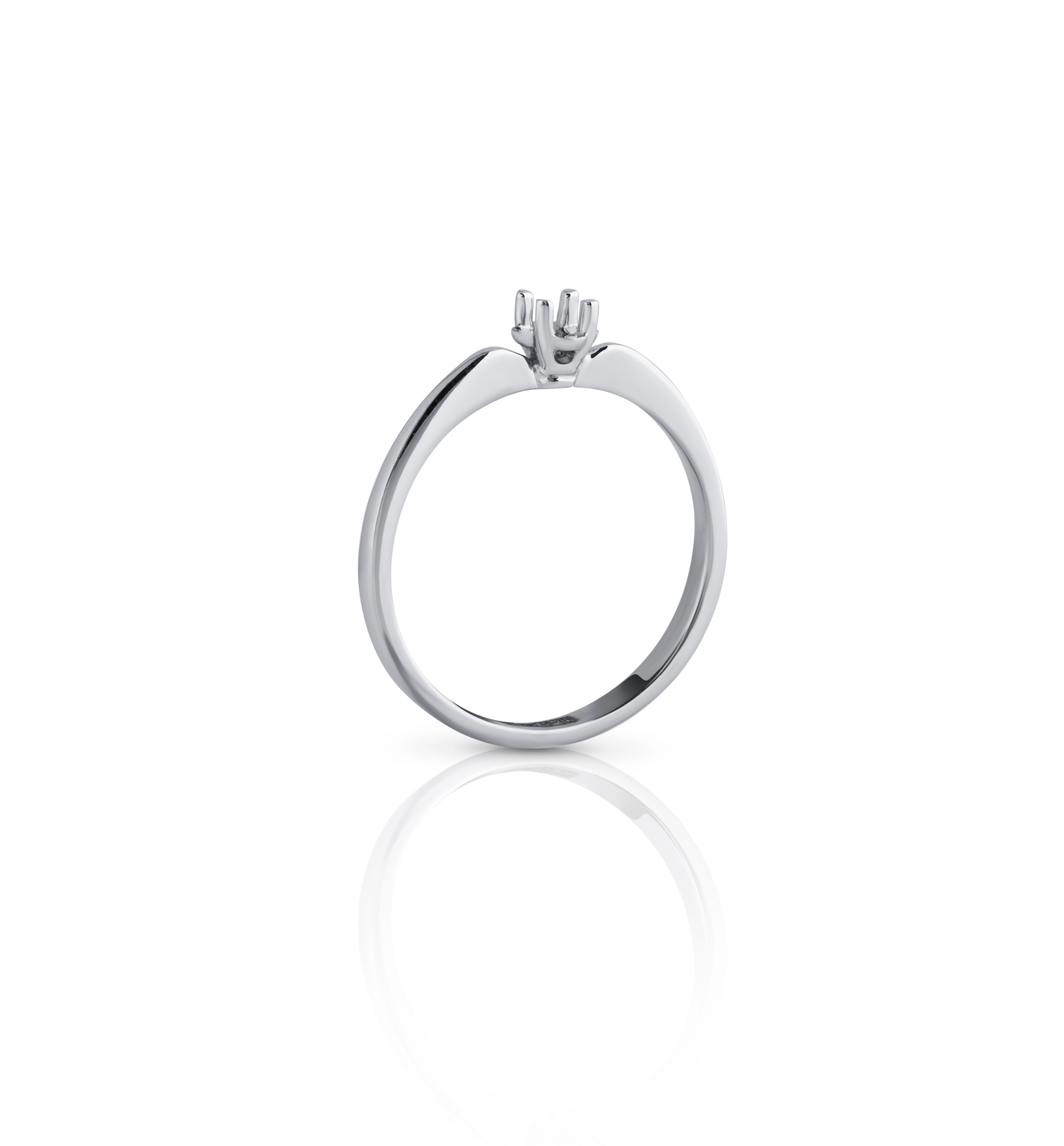 Кольцо из белого золота