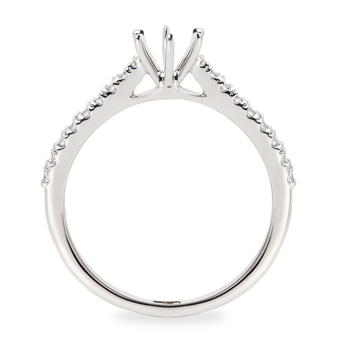 Кольцо из белого золота с бриллиантами