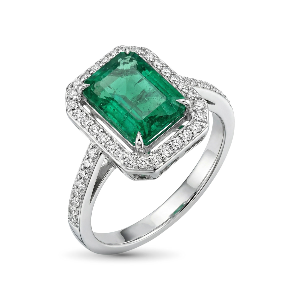 Кольцо из белого золота с изумрудом и бриллиантами