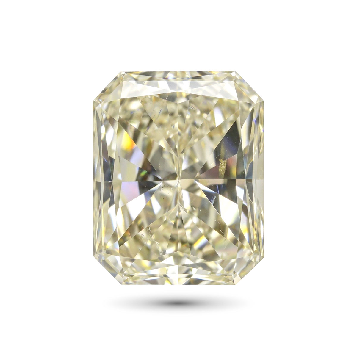 Бриллиант радиант 10,090 карат