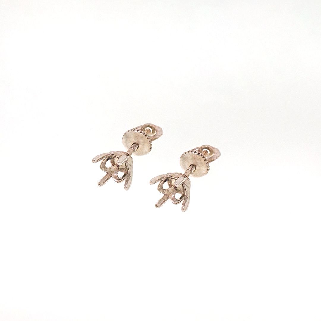 Серьги из белого золота