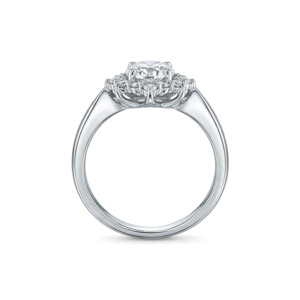 Кольцо из белого золота с бриллиантами