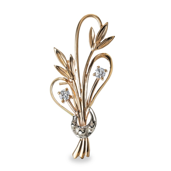 Брошь из комбинированного золота с бриллиантами