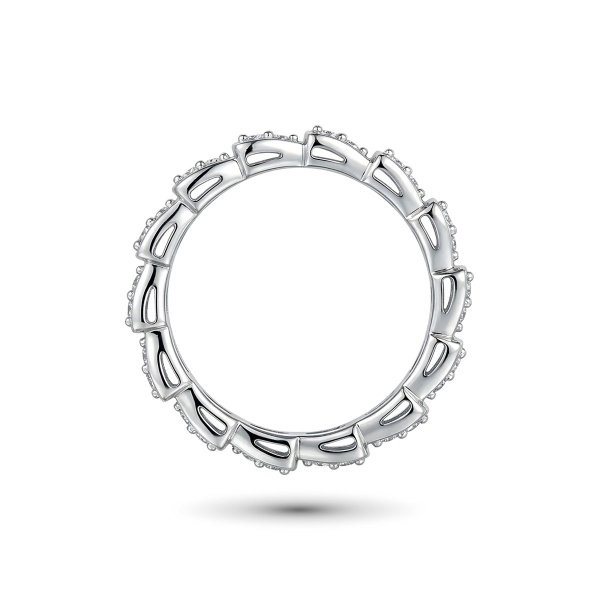 Кольцо из белого золота с бриллиантами