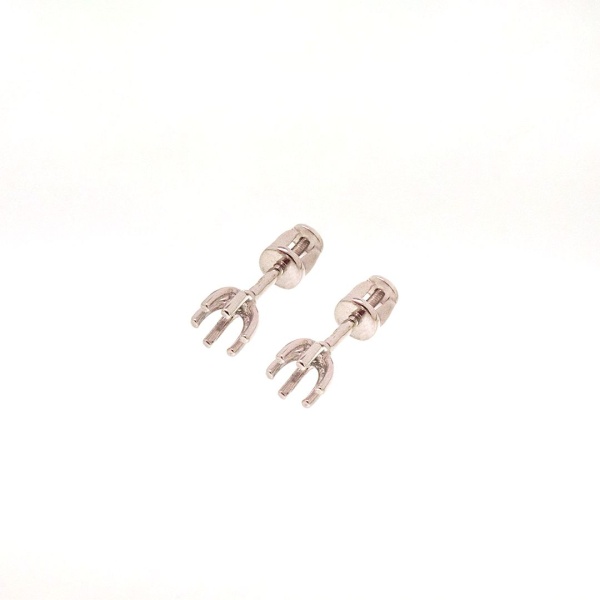 Серьги из белого золота