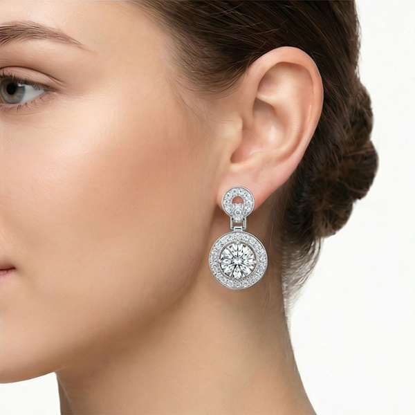 Серьги из белого золота с бриллиантами