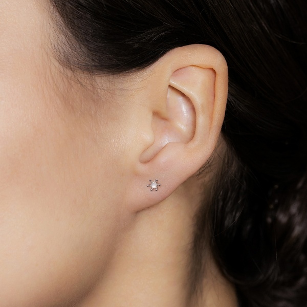 Серьги из белого золота