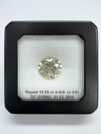 Бриллиант круглый 10,050 карат