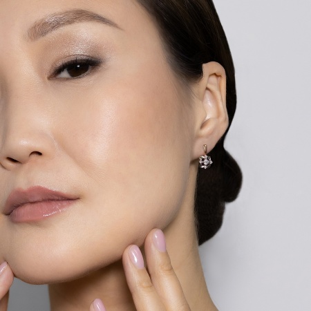 Серьги из комбинированного золота с бриллиантами