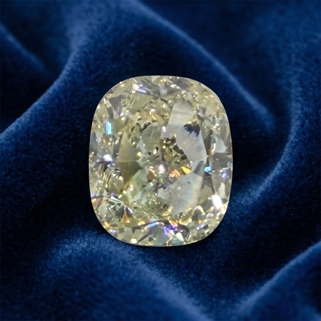 Бриллиант кушон 10,010 карат