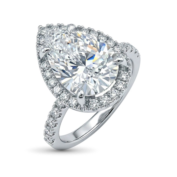 Кольцо из белого золота с бриллиантами