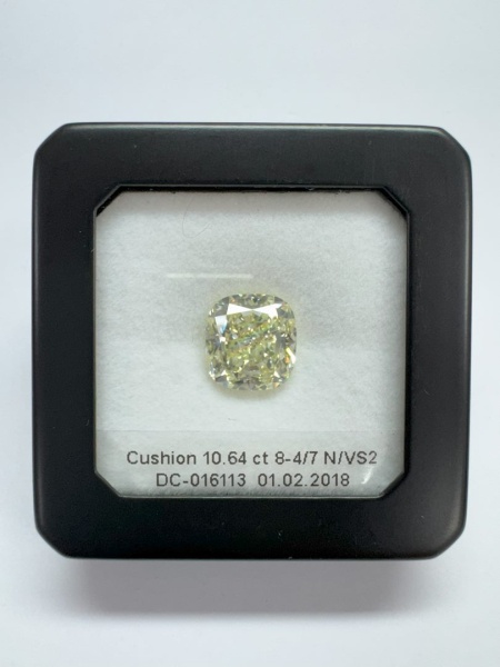 Бриллиант кушон 10,640 карат
