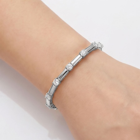 Браслет из родированного золота с бриллиантами