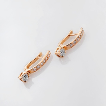 Серьги из красного золота с бриллиантами